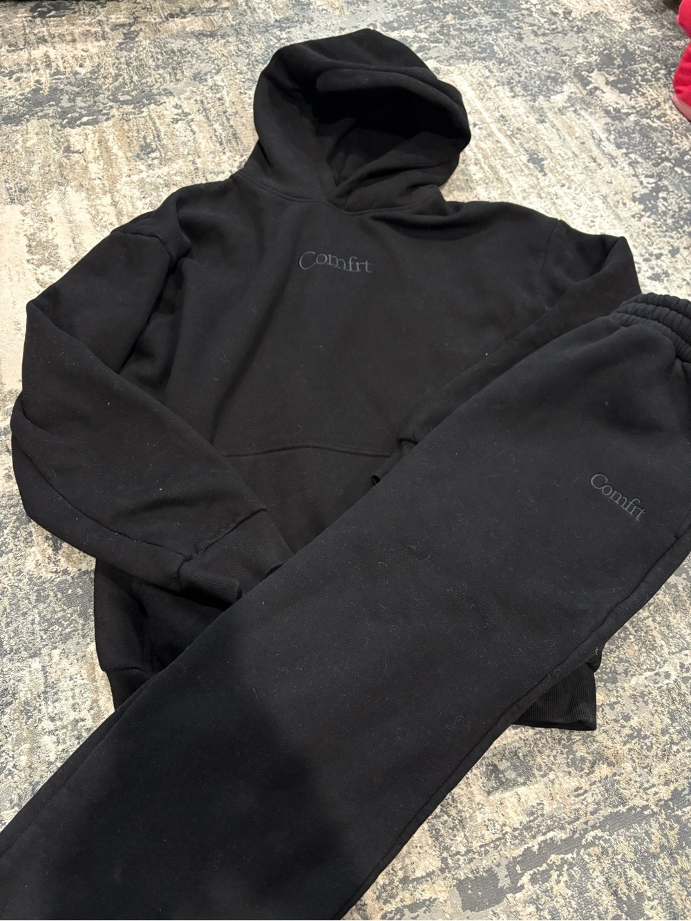 Comfrt Embroidered Black Sweatpants Joggers - Comfrt